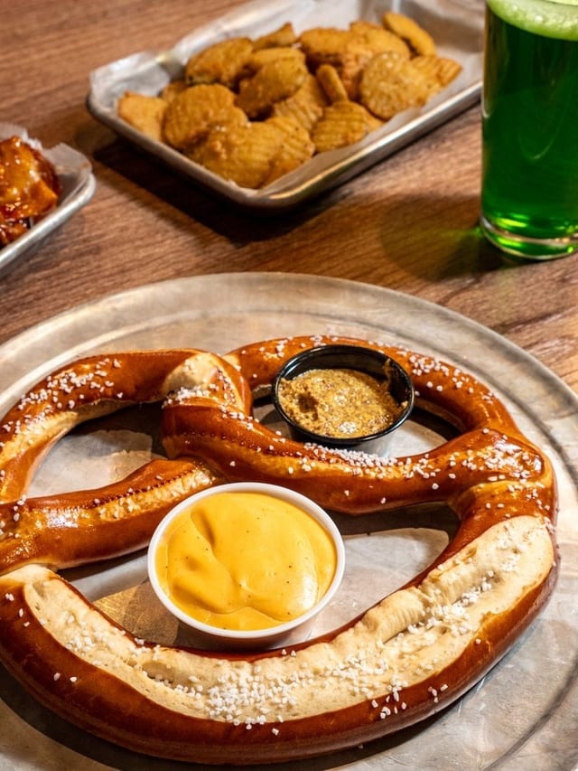 Pub Pretzel.